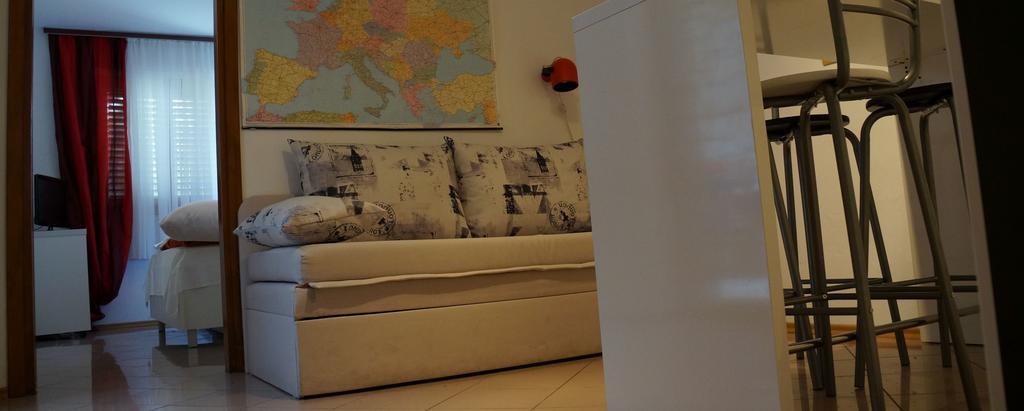 Studio Apartment Novi Novi Vinodolski Ruang foto